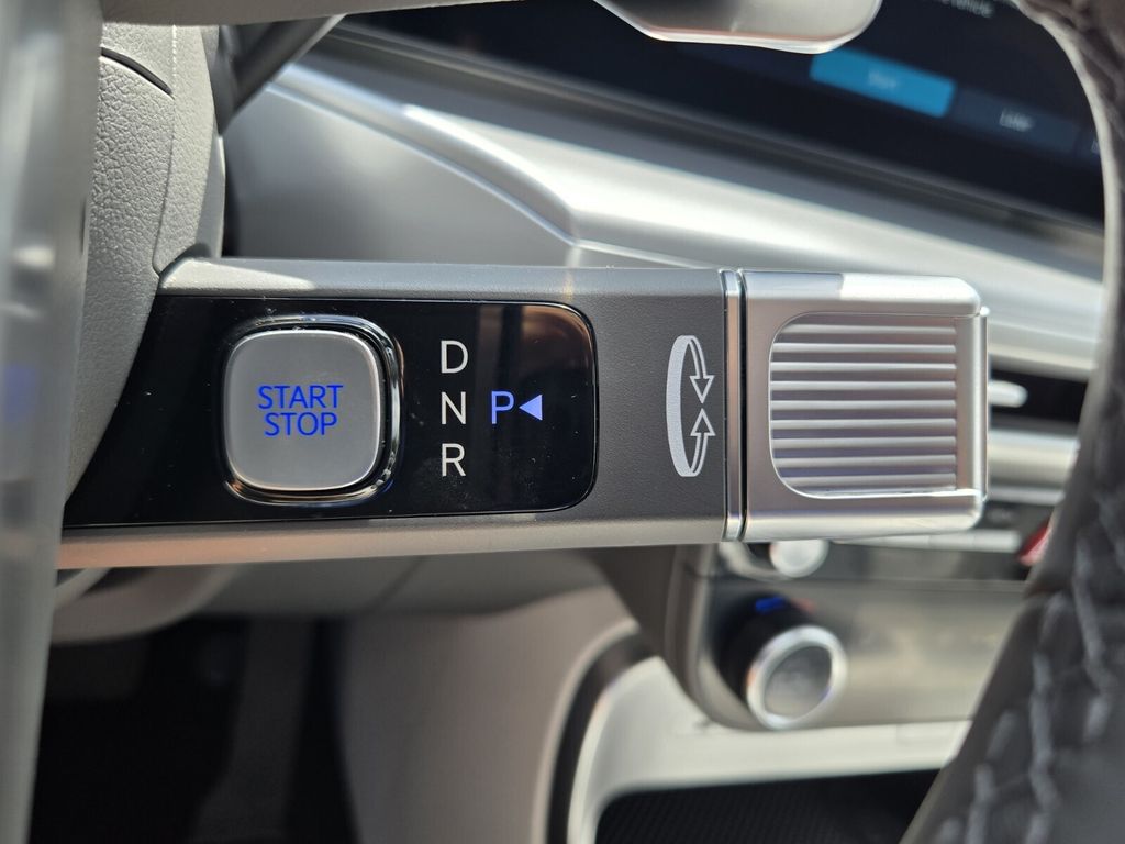 2026 Hyundai IONIQ 9 Performance Limited - Photo 18