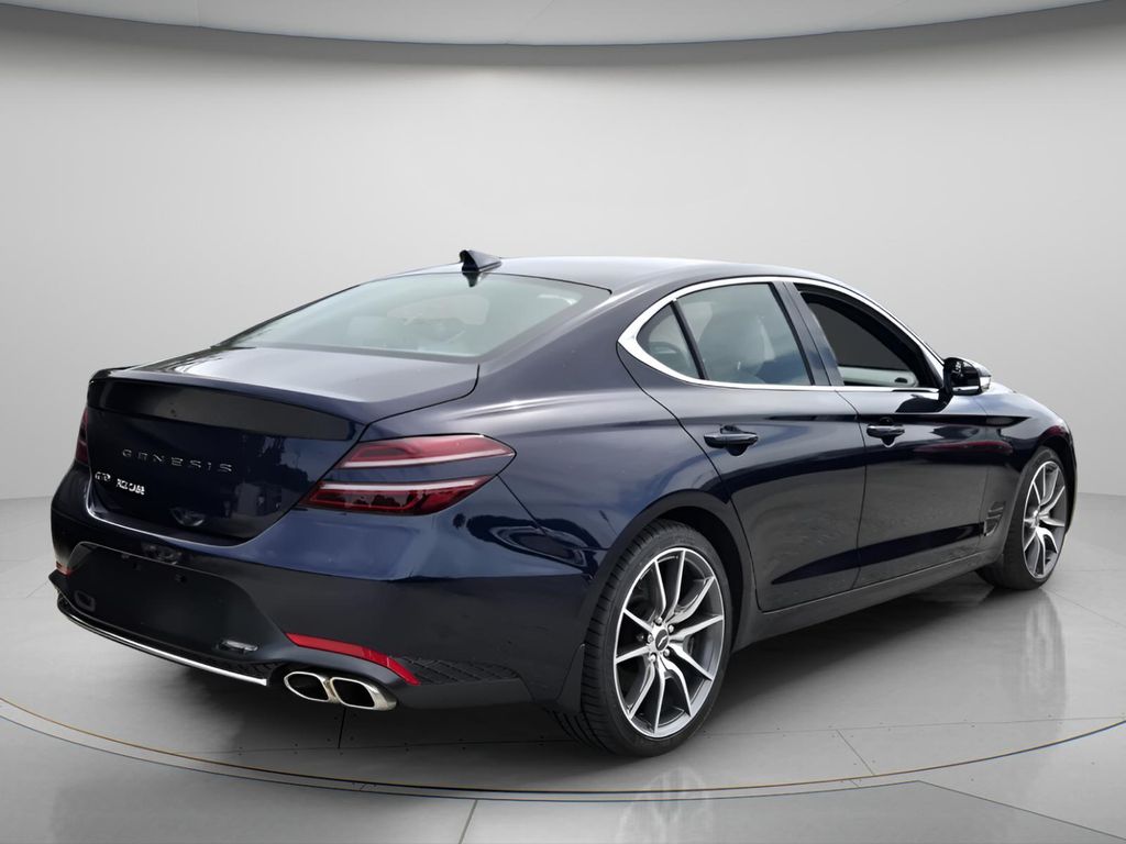 2023 GENESIS G70 Standard - Photo 8
