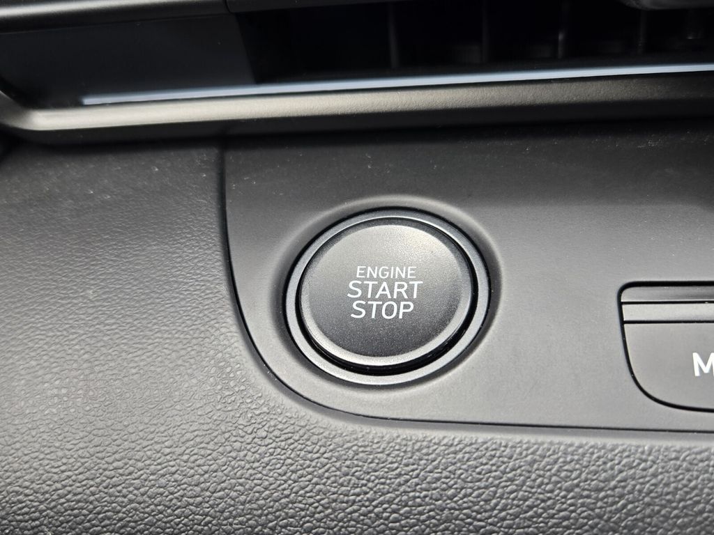2025 Hyundai Elantra Blue - Photo 21