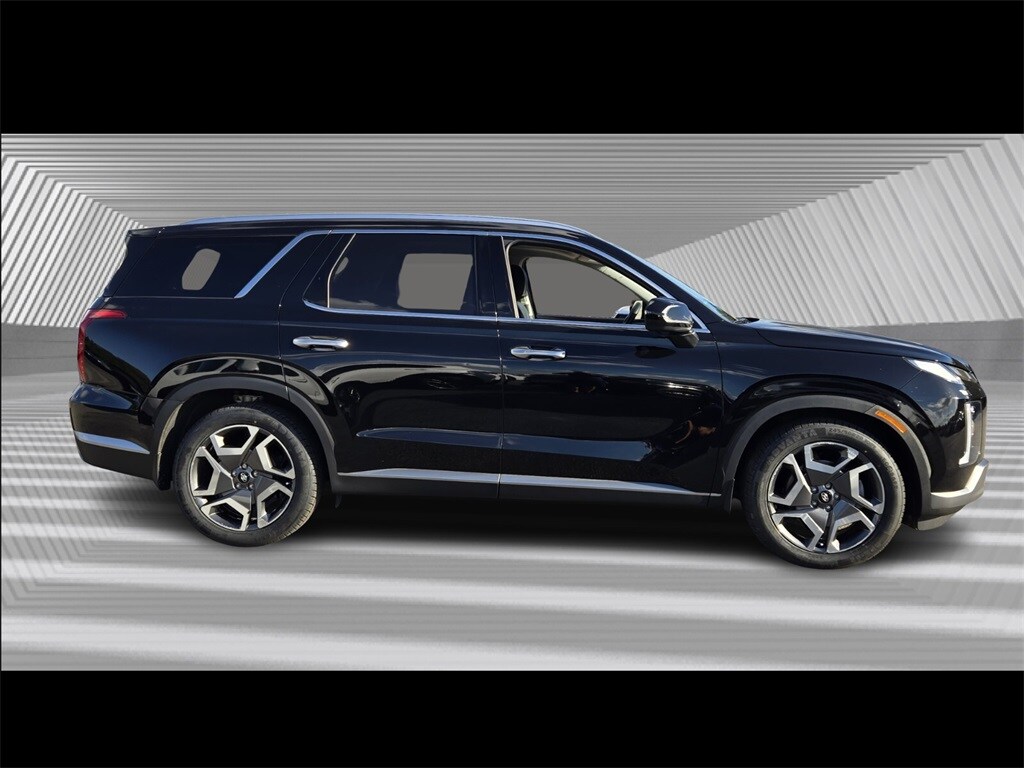 2023 Hyundai Palisade SEL photo 2