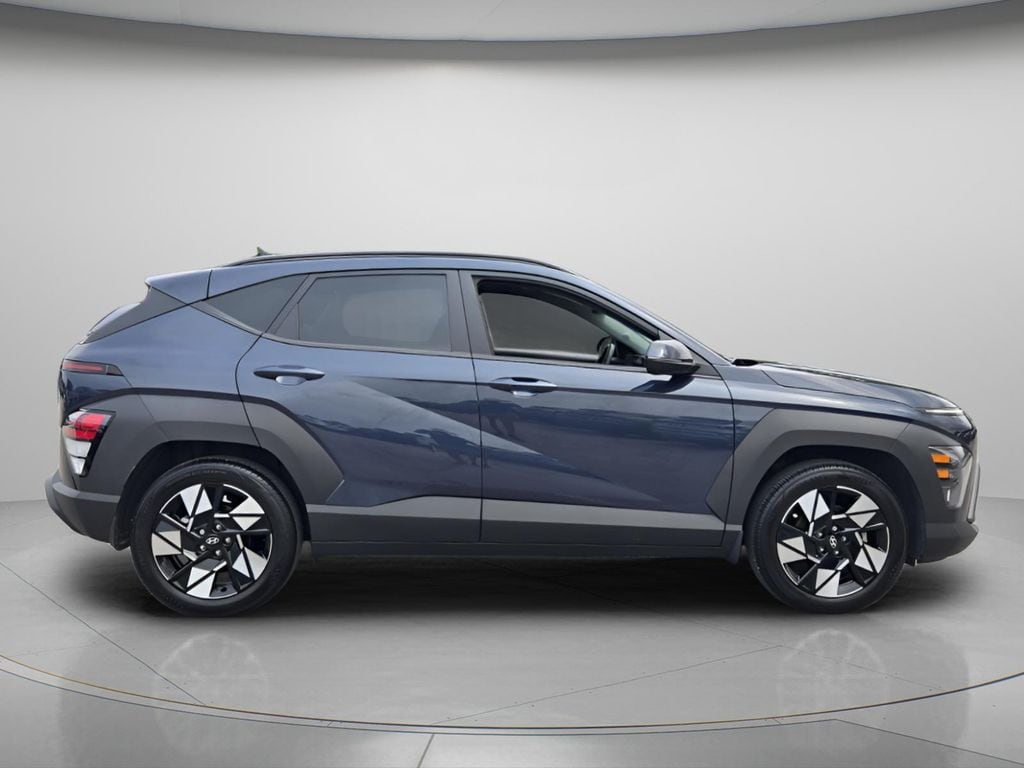 2025 Hyundai Kona SEL Convenience - Photo 4