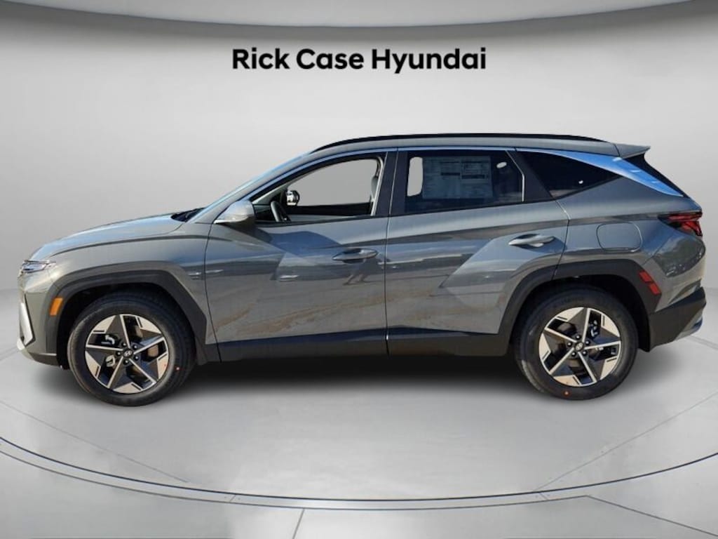 New 2026 Hyundai Tucson SEL Premium FWD SUV
