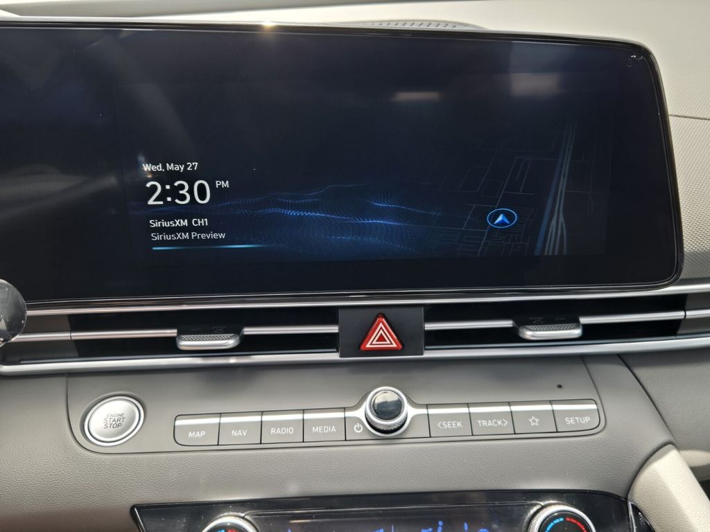 2025 Hyundai Elantra SEL - Photo 19
