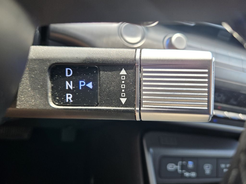 2024 Hyundai Kona EV SEL - Photo 17