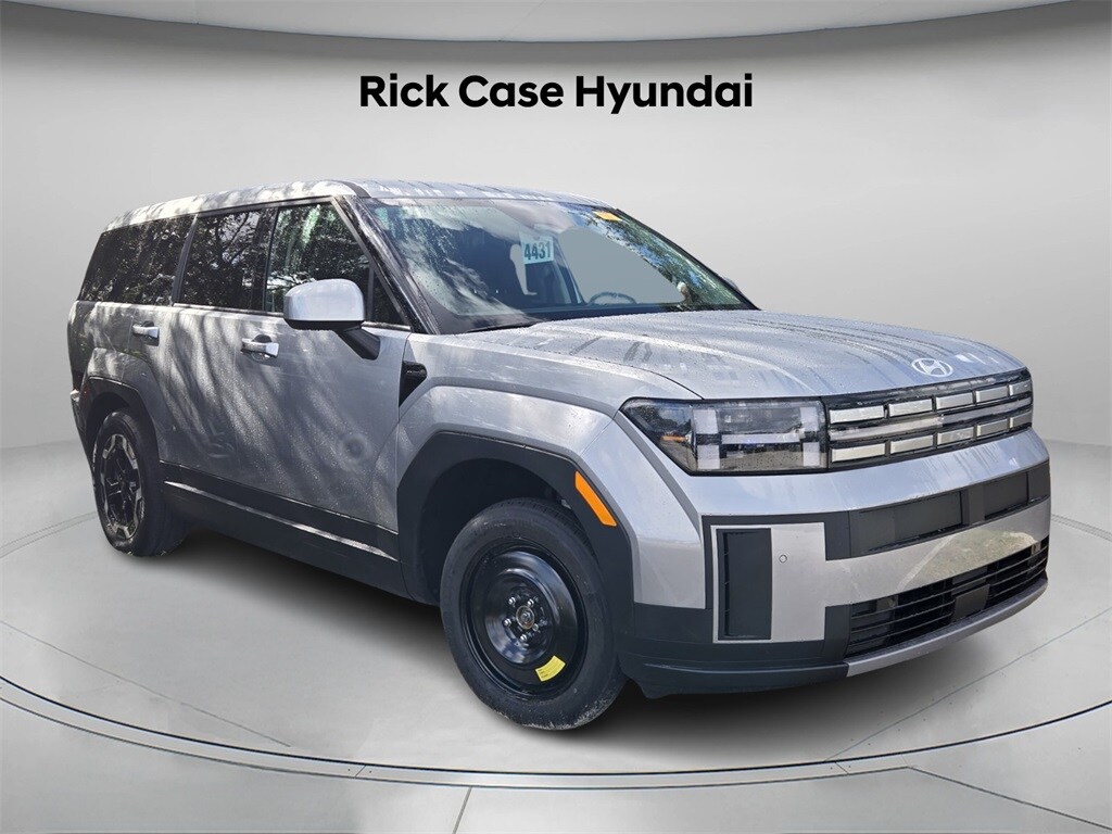 2025 Hyundai Santa Fe SE photo 2