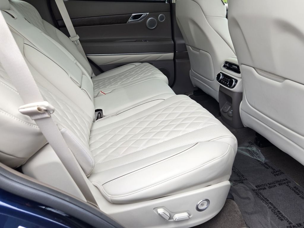 2023 GENESIS GV80 - Photo 15