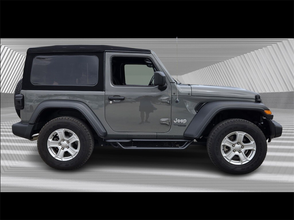 2021 Jeep Wrangler Sport S photo 2