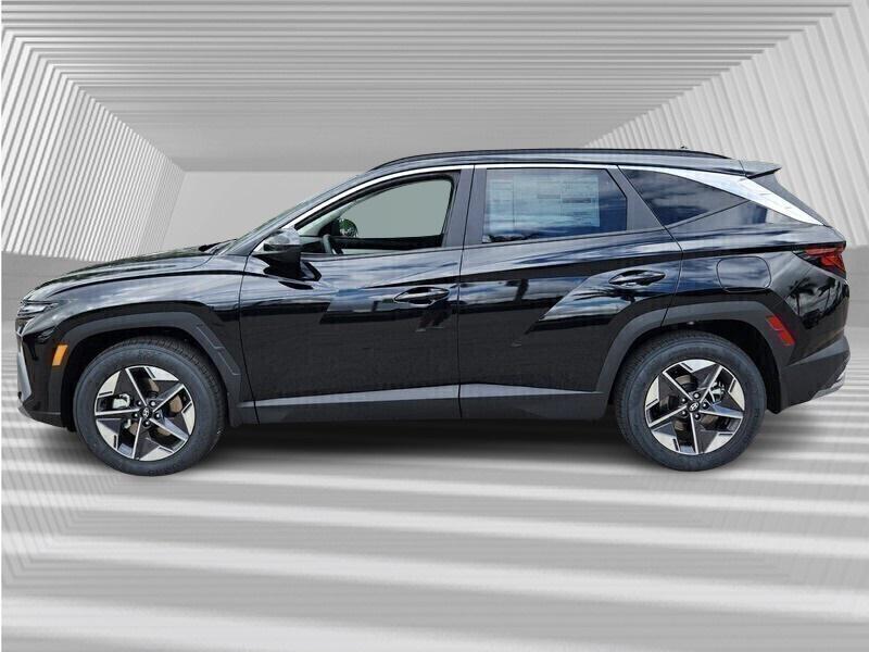 2025 Hyundai Tucson SEL photo 2