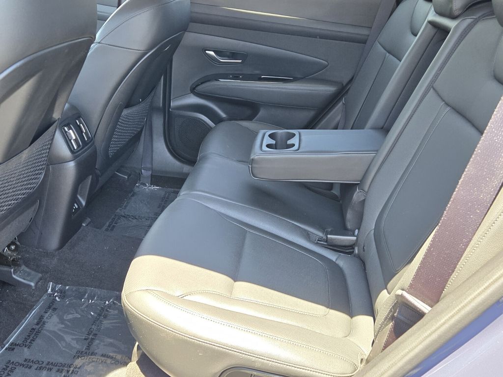 2025 Hyundai Tucson Limited - Photo 11