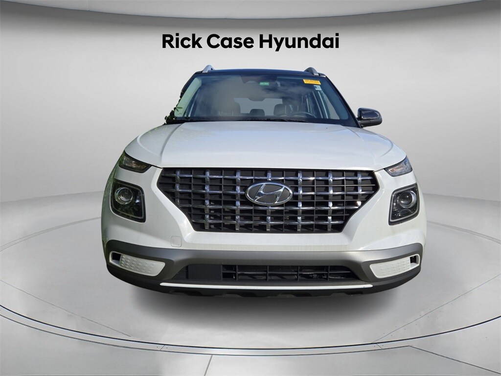 Certified 2023 Hyundai Venue Limited SUV