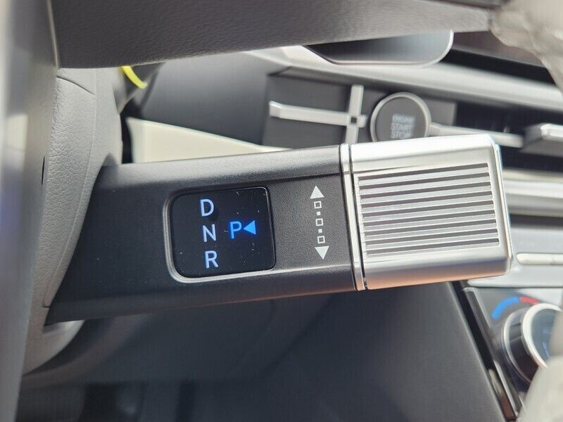 2026 Hyundai Santa Fe SE - Photo 12