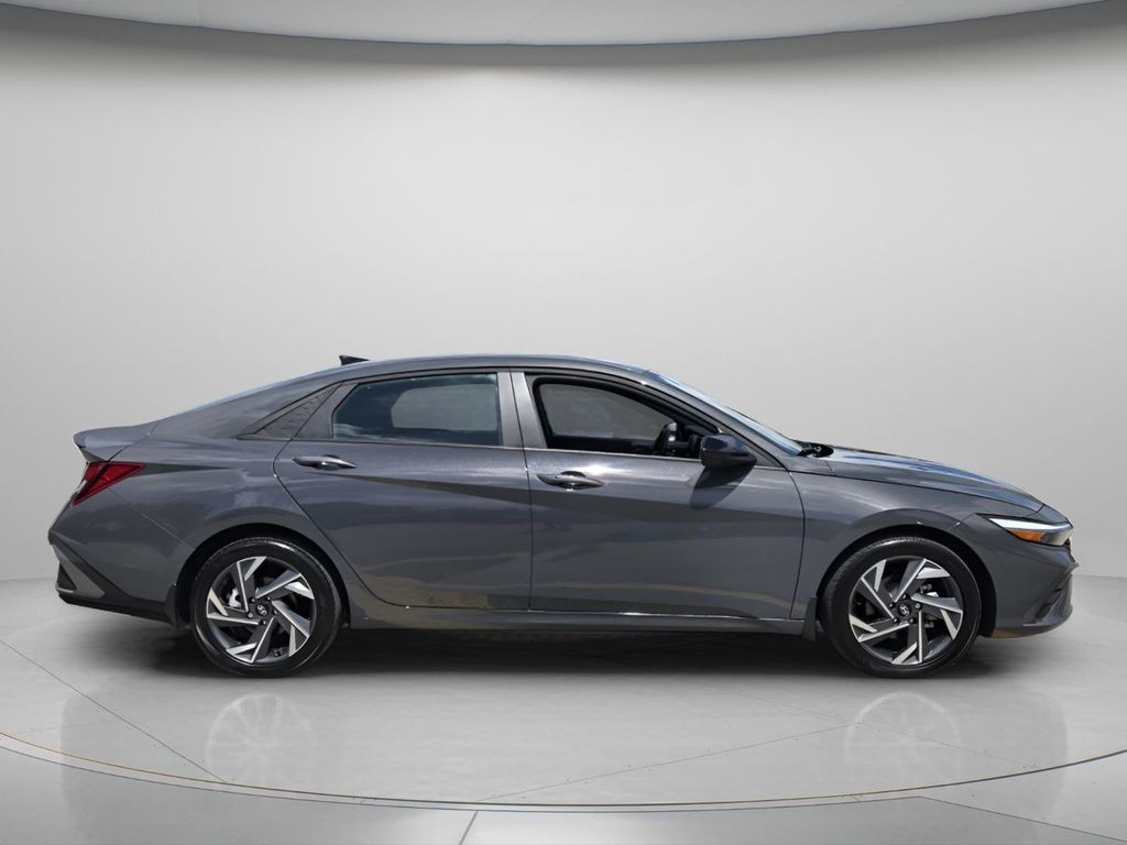 Certified 2025 Hyundai Elantra SEL Sport Sedan