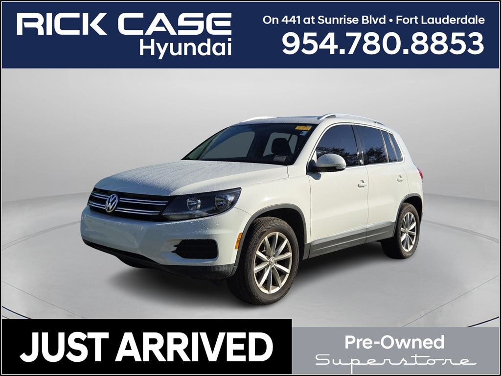 2017 Volkswagen Tiguan Wolfsburg Edition's photo