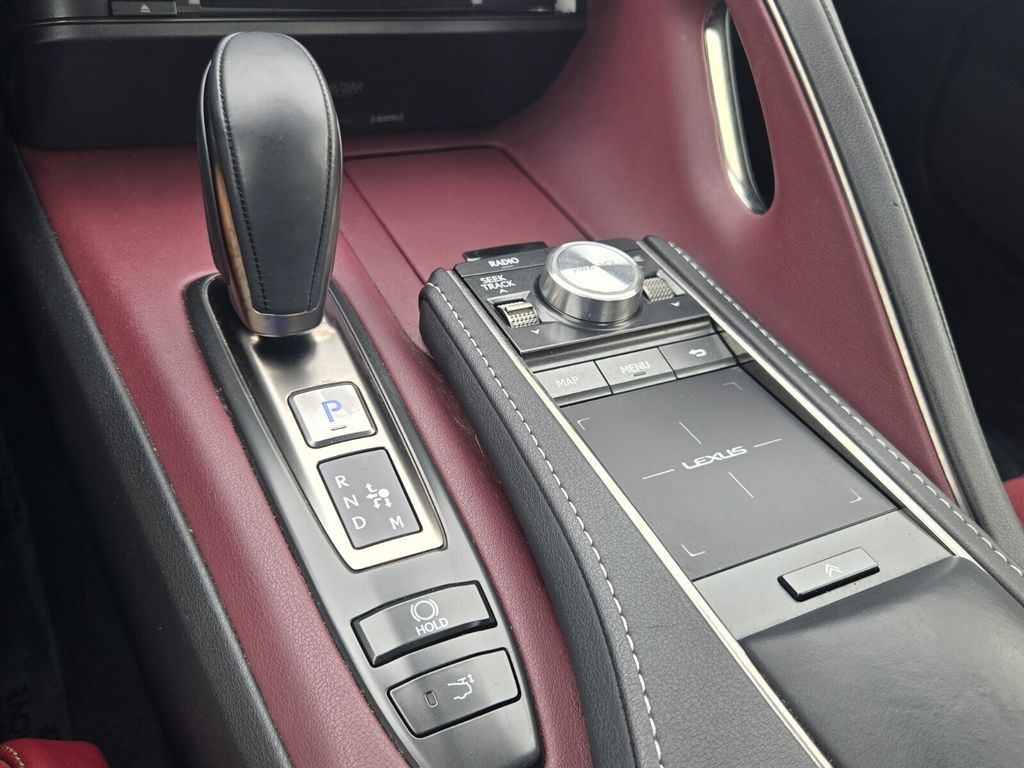 2018 Lexus LC 500 - Photo 17