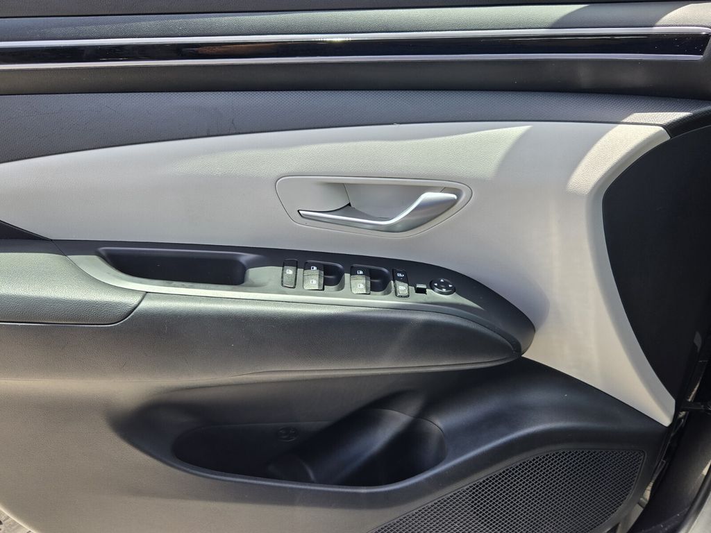 2024 Hyundai Tucson SE - Photo 25