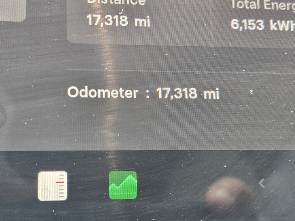 2022 Tesla Model Y Long Range - Photo 24