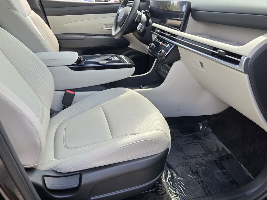 2025 Hyundai Tucson SEL Convenience - Photo 16