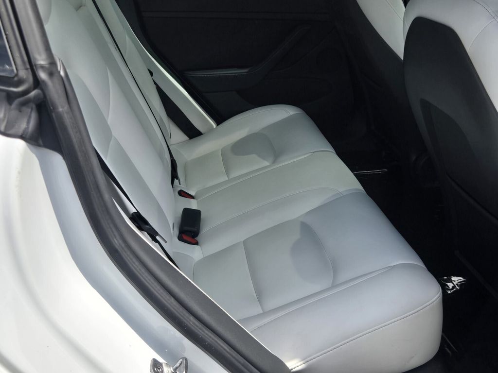 2022 Tesla Model 3 Performance - Photo 17