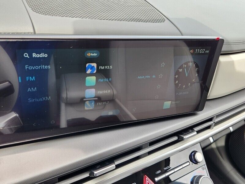 2026 Hyundai Santa Fe SE - Photo 10