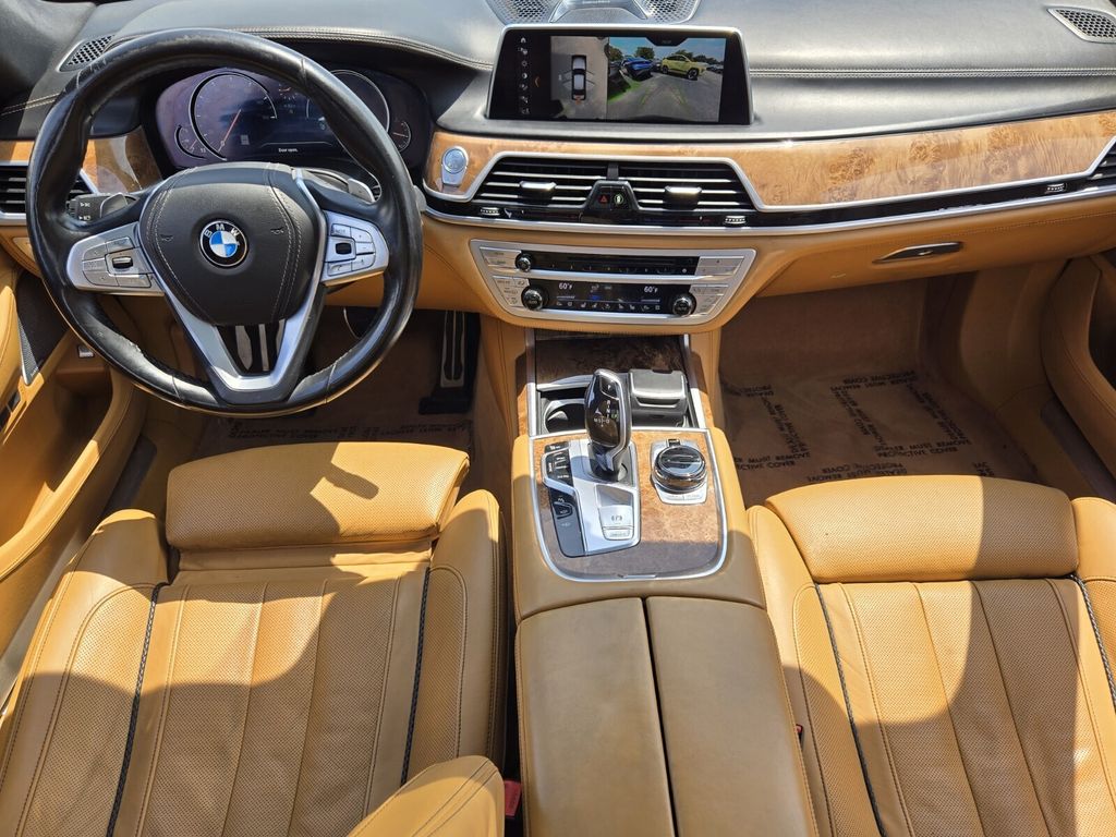2018 BMW 7 Series 750i - Photo 12