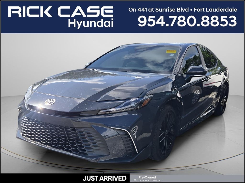 Used 2025 Toyota Camry SE Sedan