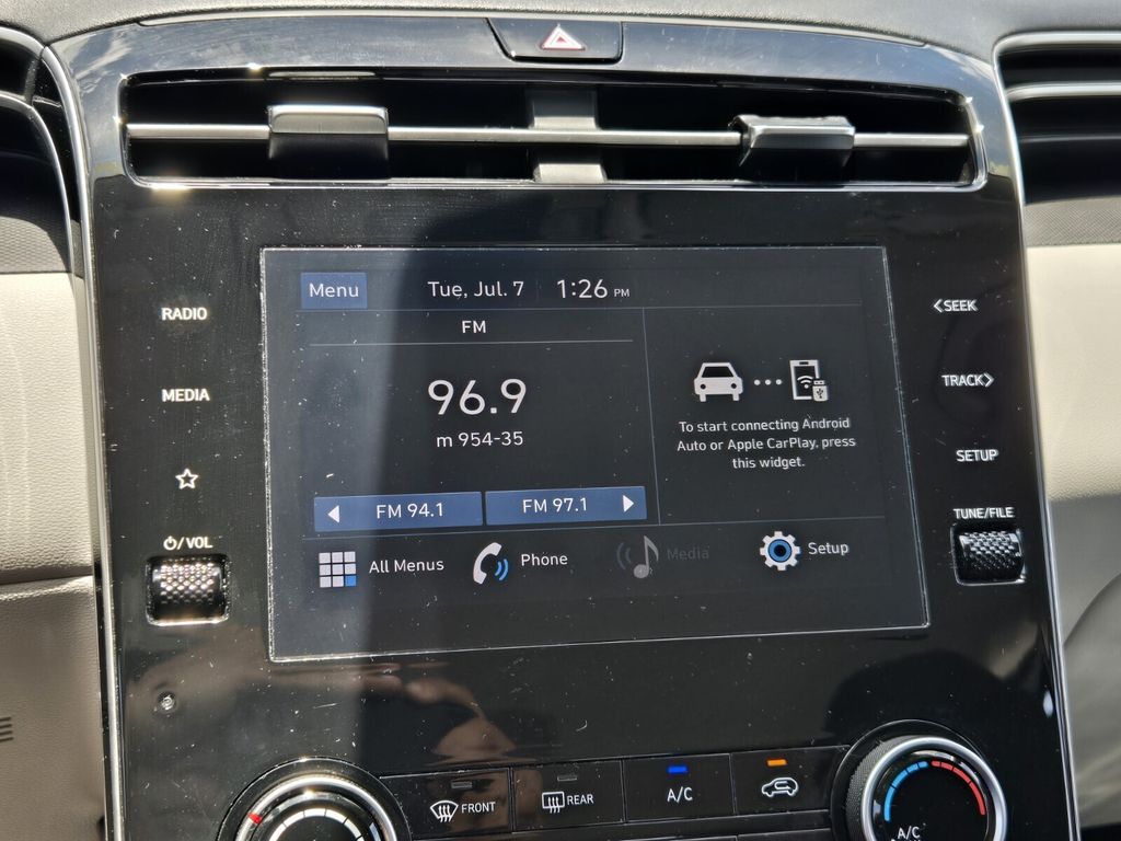 2024 Hyundai Tucson SE - Photo 18