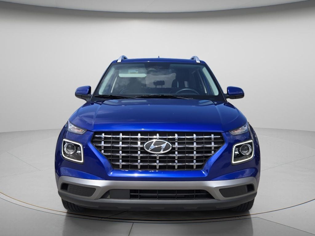 Certified 2025 Hyundai Venue Limited SUV