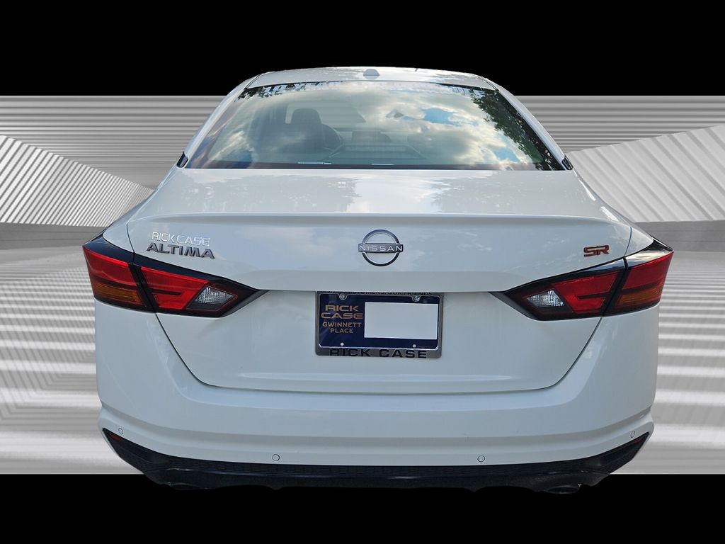 2024 Nissan Altima 2.5 SR photo 4