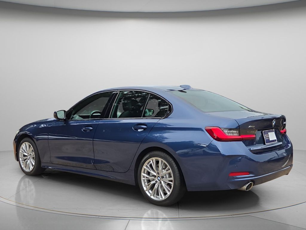 2023 BMW 3 Series 330i - Photo 6