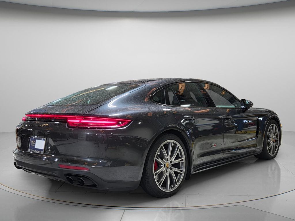 2020 Porsche Panamera GTS - Photo 7