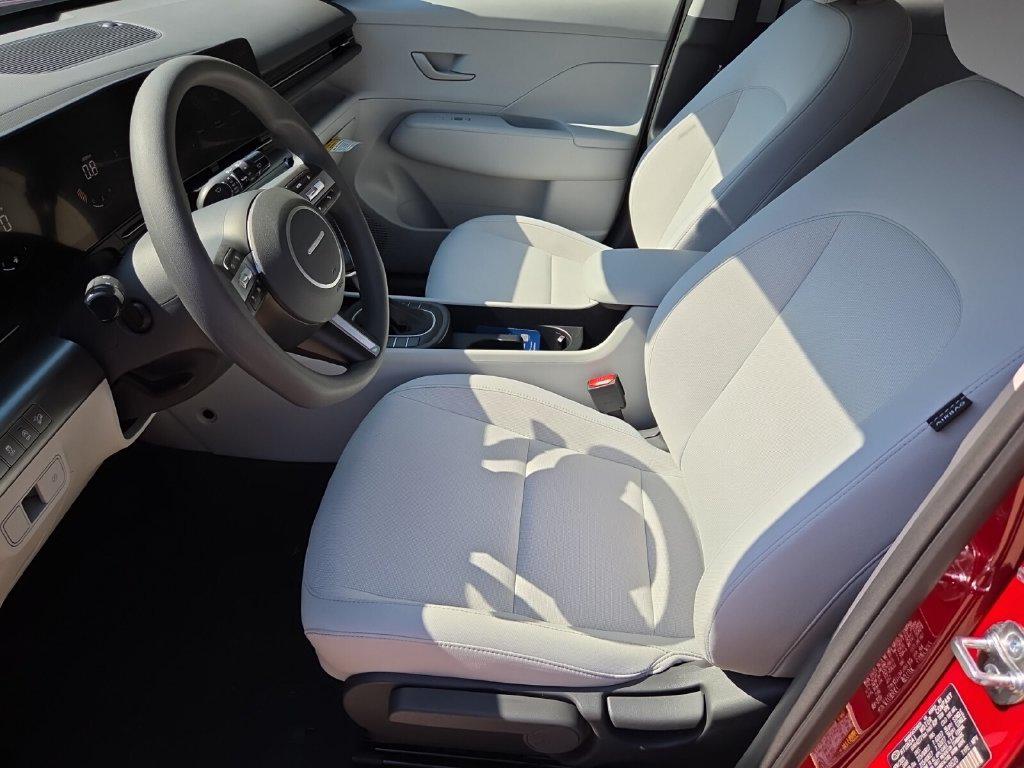 2026 Hyundai Kona SE - Photo 5
