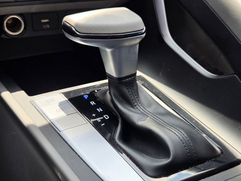 2024 Hyundai Elantra SEL - Photo 20
