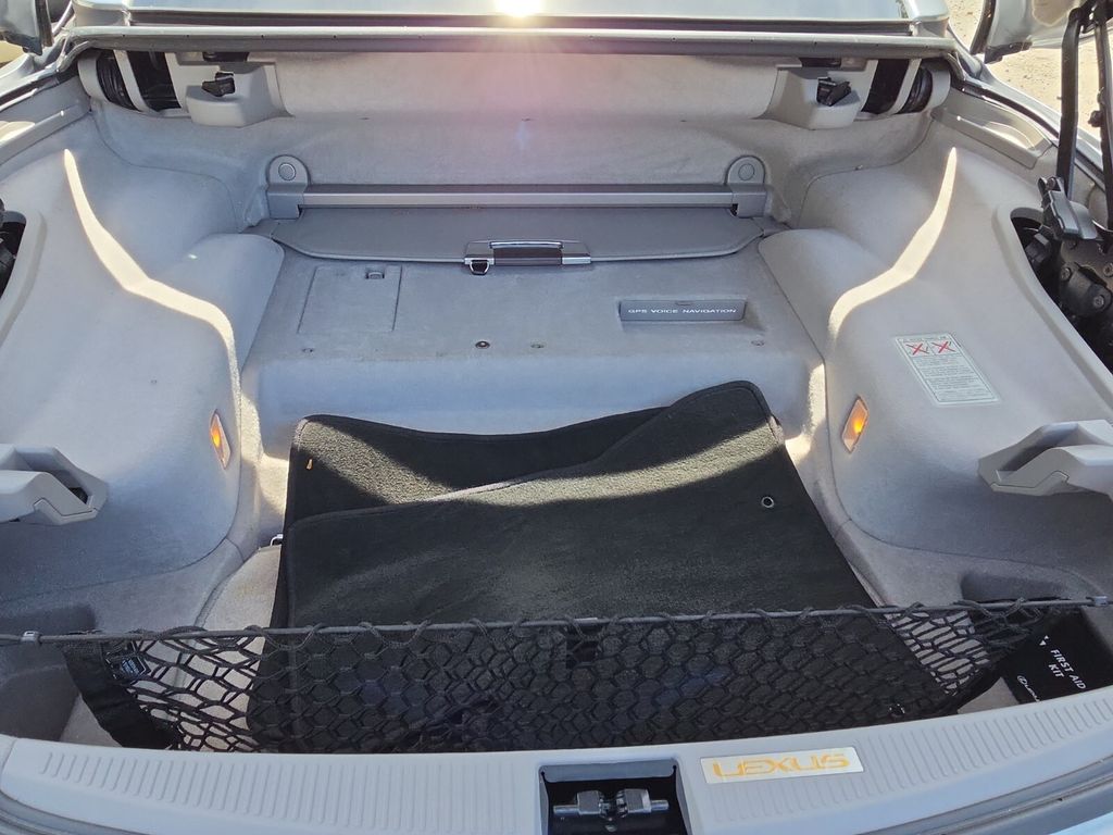 2009 Lexus SC 430 - Photo 16