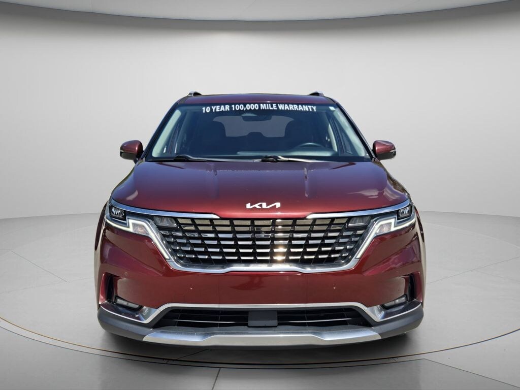 Used 2022 Kia Carnival SX Minivan/Van