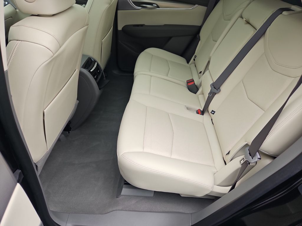 2024 Cadillac XT5 Premium Luxury photo 4