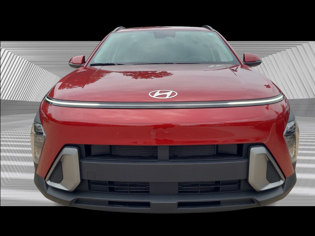 2025 Hyundai Kona SEL photo 2