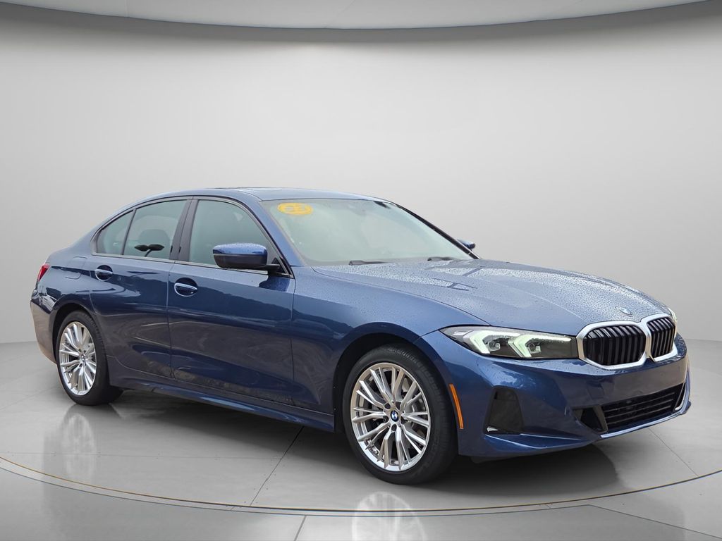 2023 BMW 3 Series 330i - Photo 9