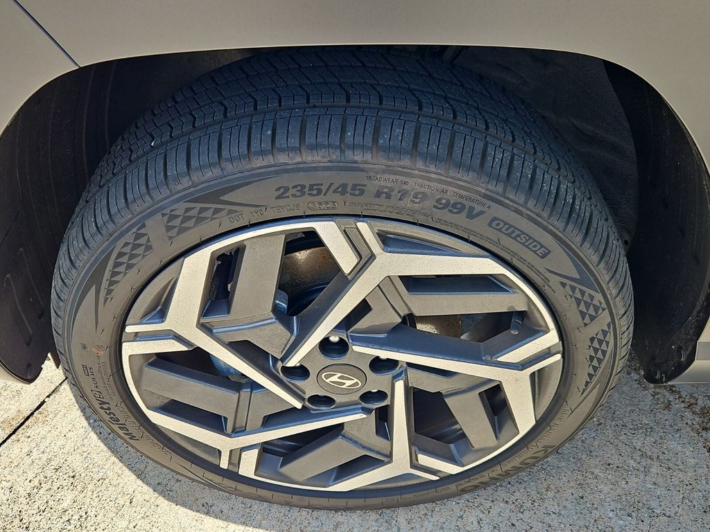2026 Hyundai Kona SEL Premium - Photo 10