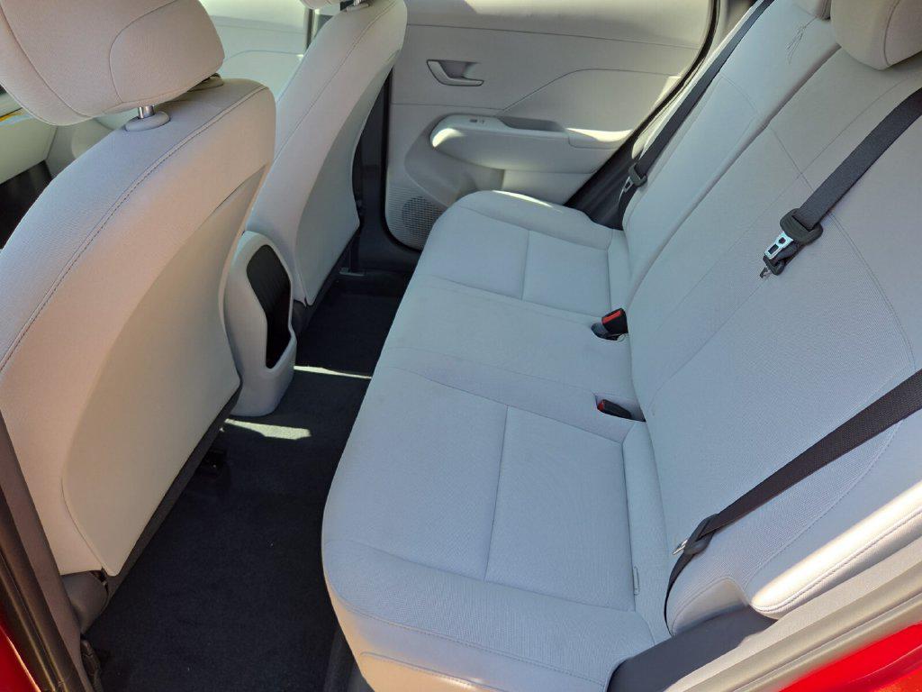 2026 Hyundai Kona SE - Photo 6