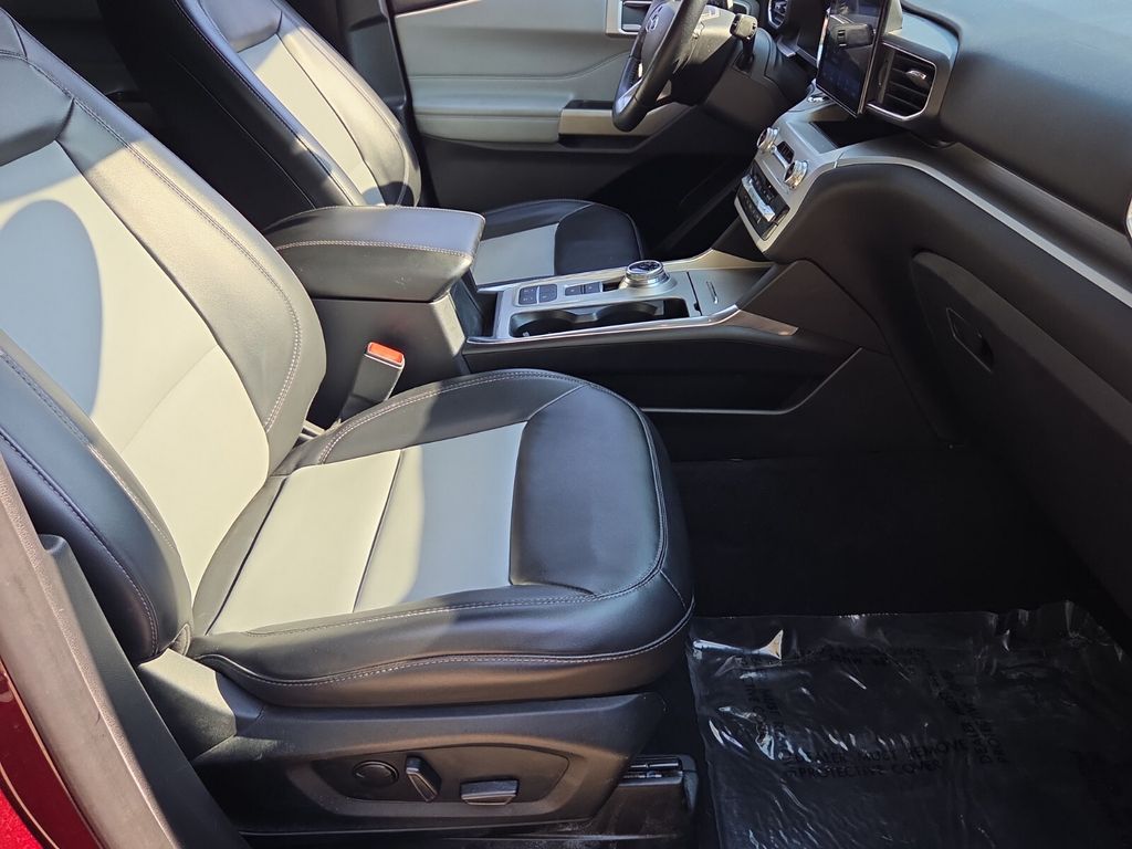 2022 Ford Explorer XLT - Photo 20