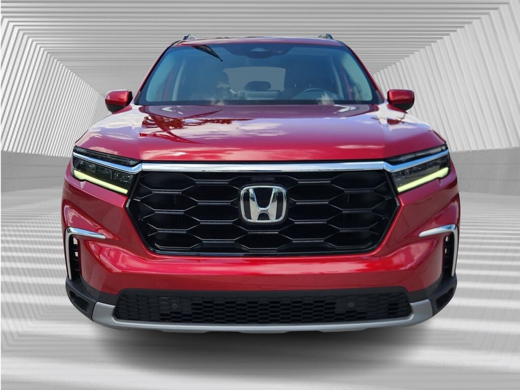 Used 2024 Honda Pilot Touring SUV