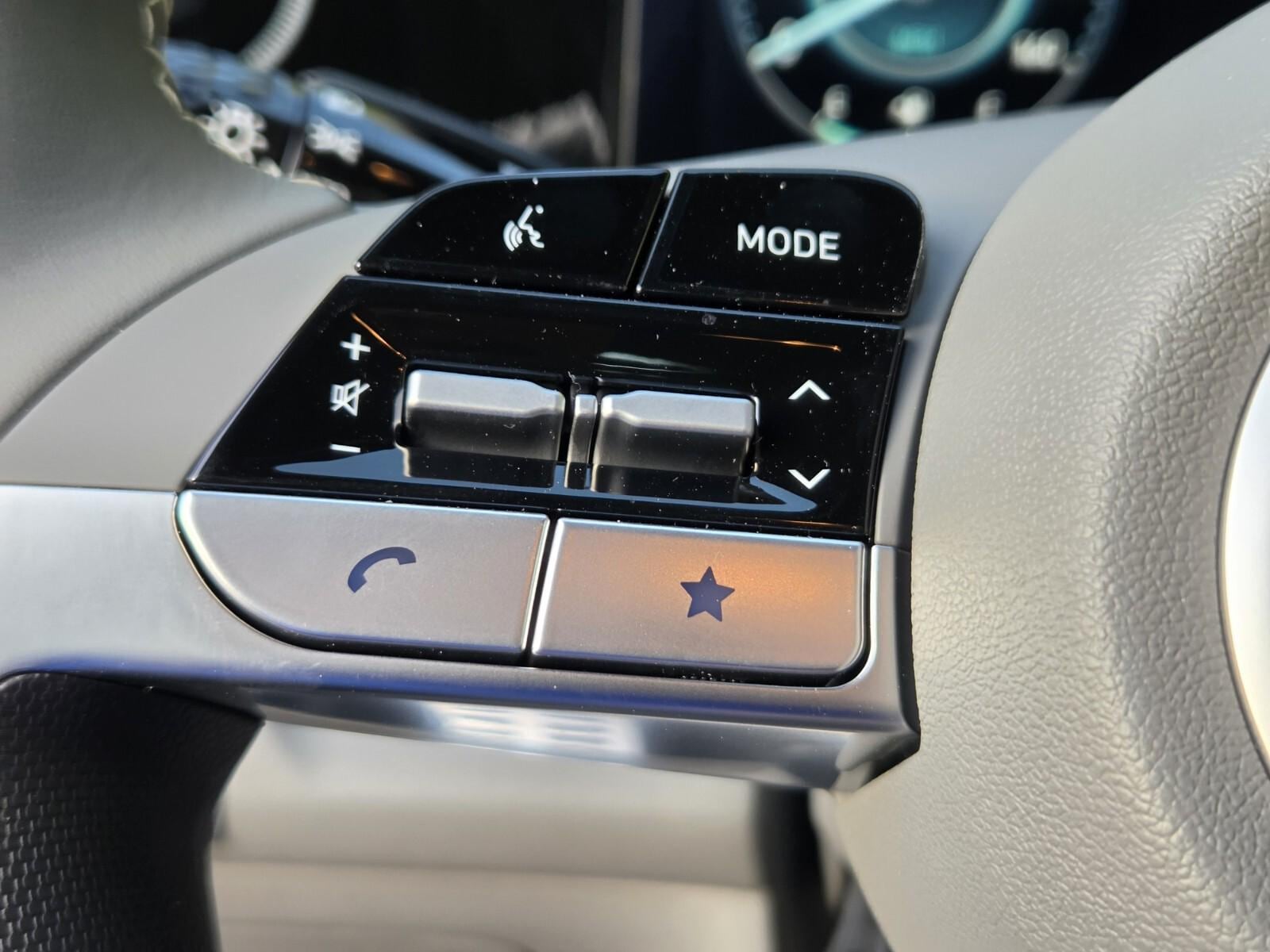 2025 Hyundai Elantra Blue - Photo 13