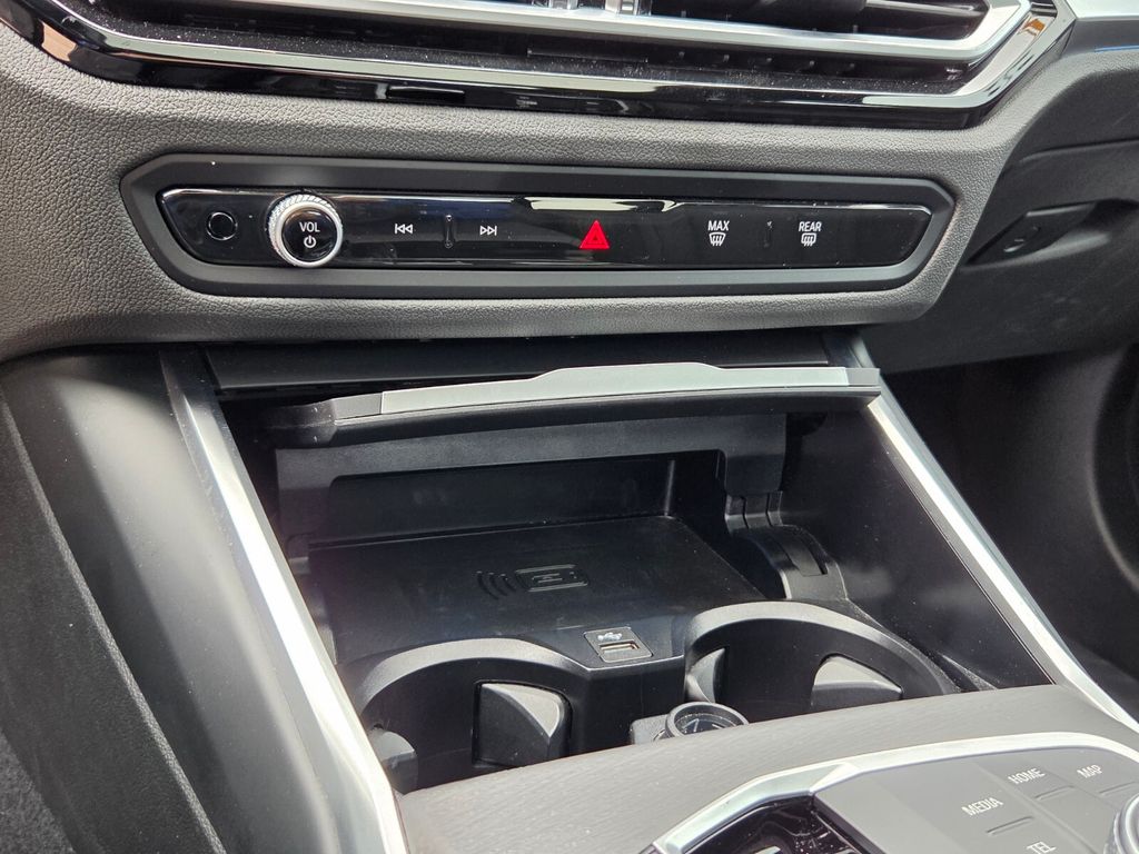 2023 BMW 3 Series 330i - Photo 22