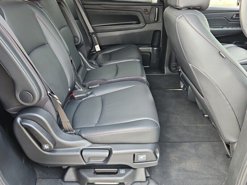 2023 Honda Odyssey SPORT - Photo 15