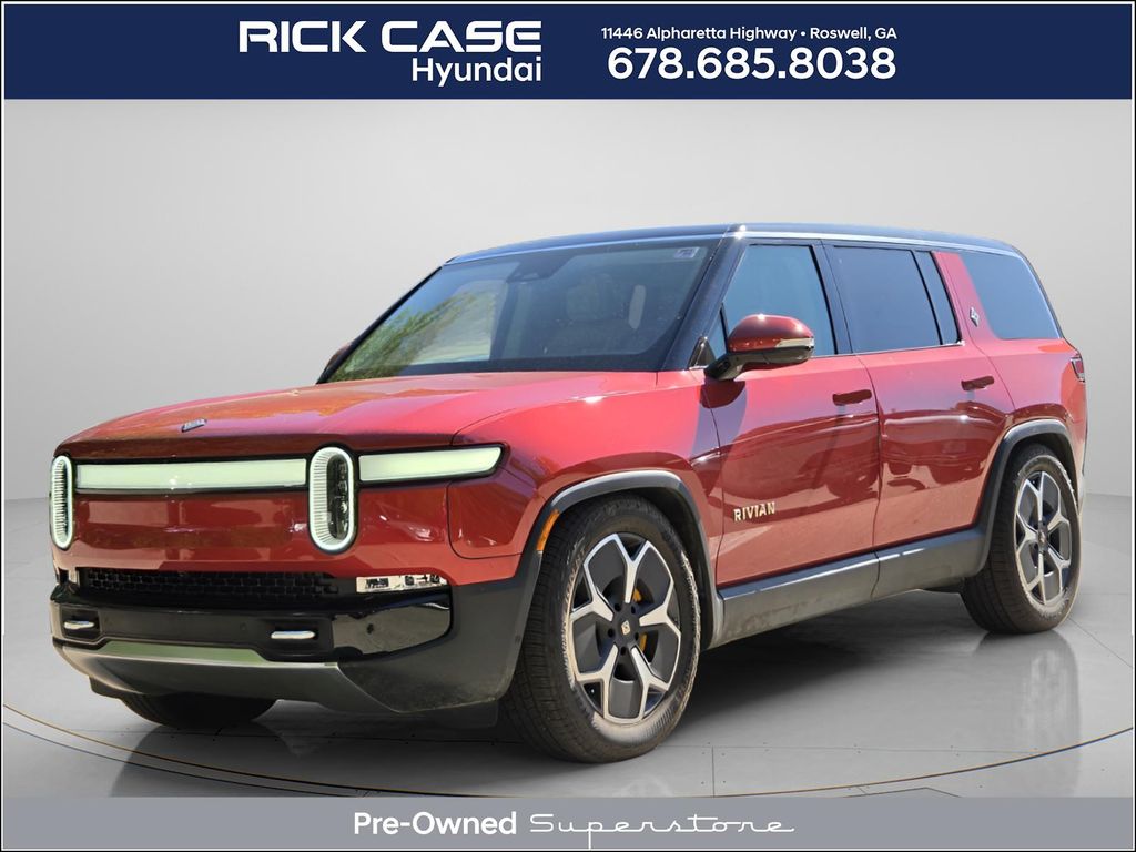 2023 Rivian R1S's photo