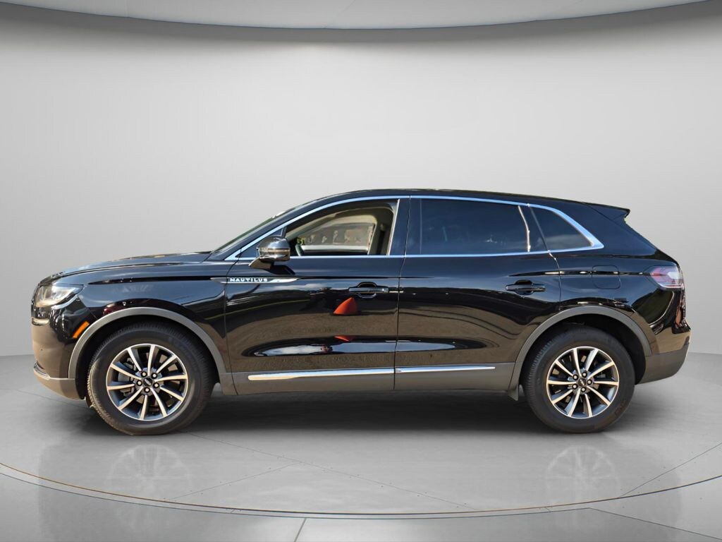 Used 2022 Lincoln Nautilus Standard SUV