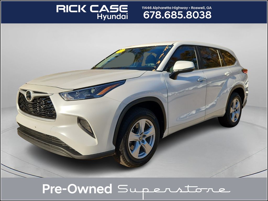 2023 Toyota Highlander L's photo