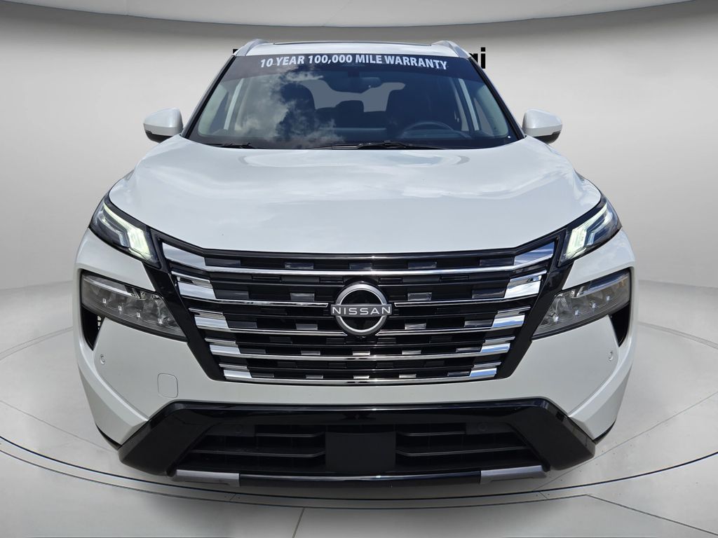 2025 Nissan Rogue Platinum photo 3