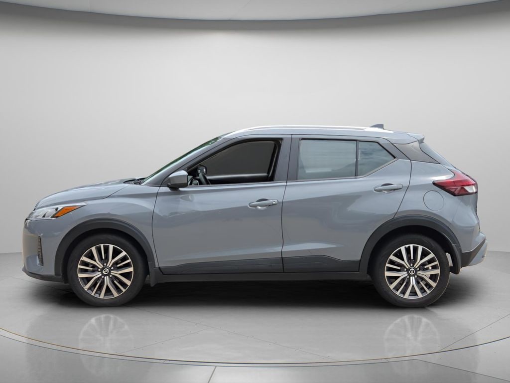 Used 2021 Nissan Kicks SV SUV