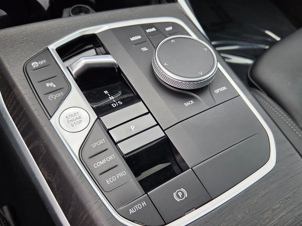 2023 BMW 3 Series 330i - Photo 21